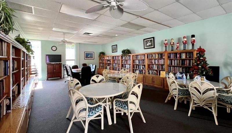 1200 Colonnades Drive, Unit 208, Fort Pierce, FL 34949 Photo