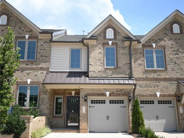 4713 Willowstone Drive, High Point, NC 27265