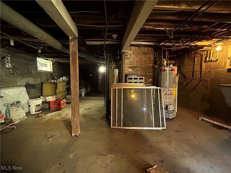 4407 Clinton Avenue, Cleveland, OH 44113 Photo 22