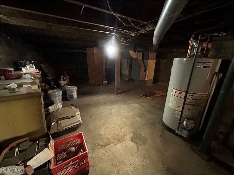 4407 Clinton Avenue, Cleveland, OH 44113 Photo 23