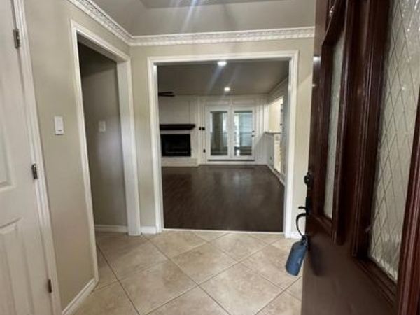 205 Westwood Drive, Southlake, TX 76092