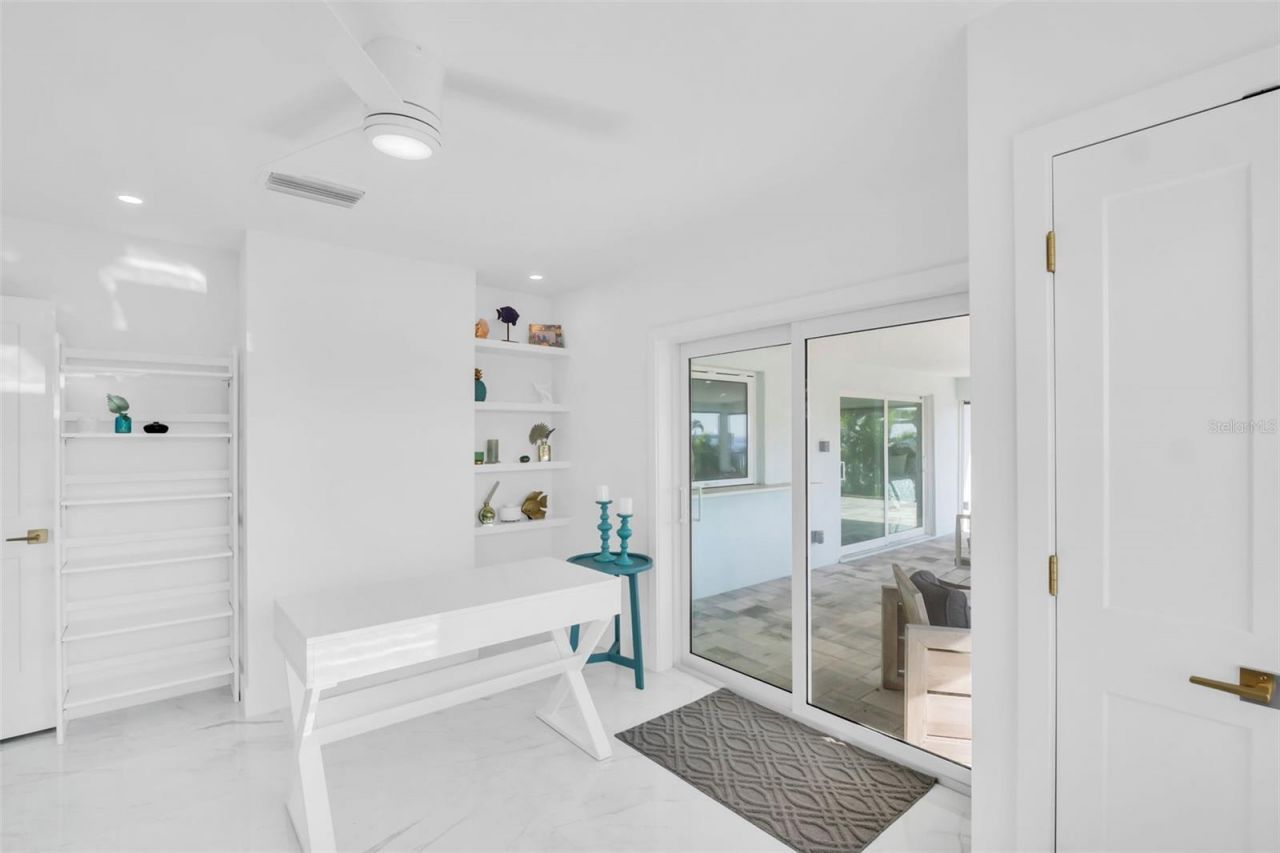 540 Dolphin Avenue Se, Saint Petersburg, FL 33705 Photo