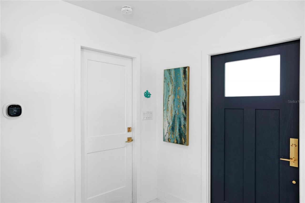 540 Dolphin Avenue Se, Saint Petersburg, FL 33705 Photo