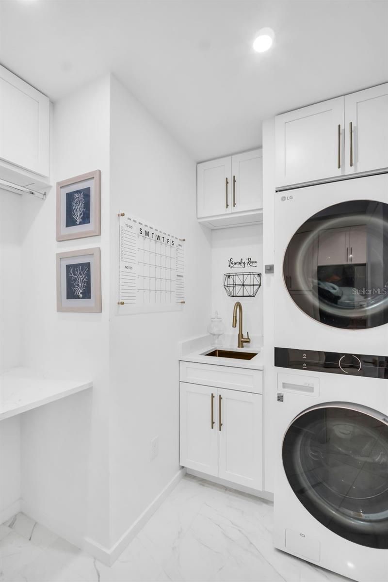 540 Dolphin Avenue Se, Saint Petersburg, FL 33705 Photo