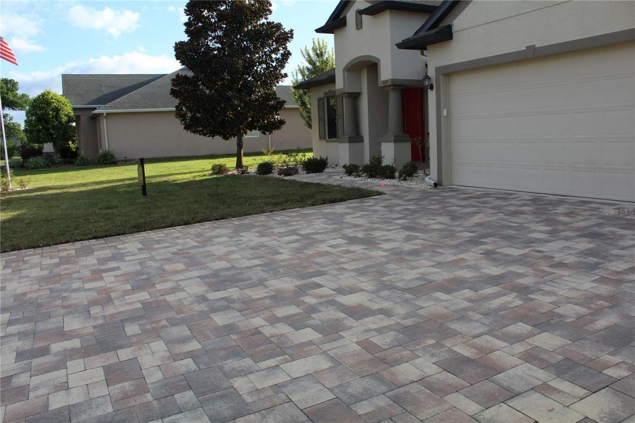 1067 Beckon Court, Spring Hill, FL 34609 Photo