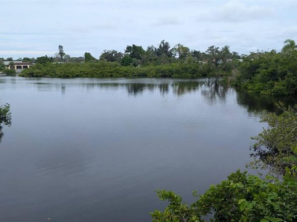 LEMON BAY DRIVE, VENICE, FL 34293