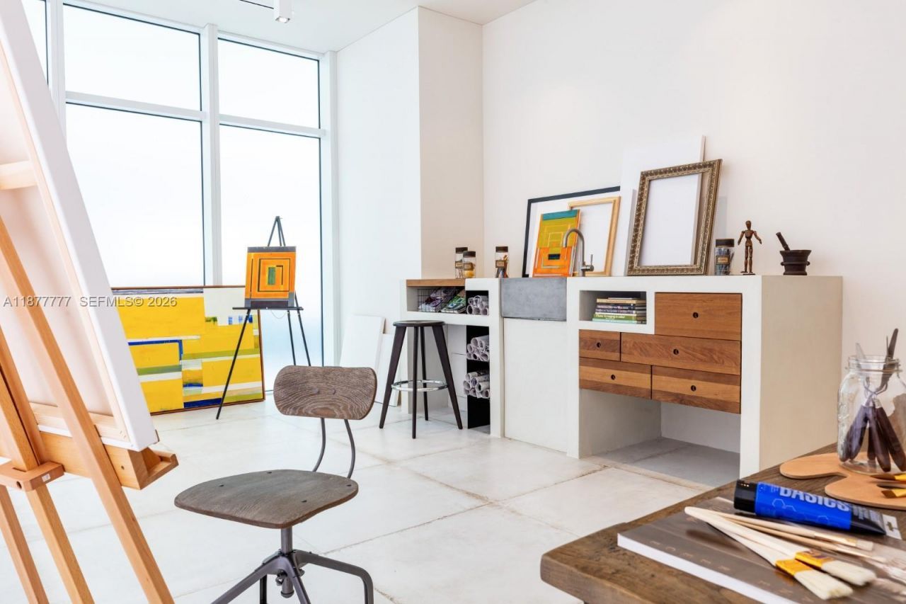 4701 N Meridian Ave, Unit 512, Miami Beach, FL 33140 Photo