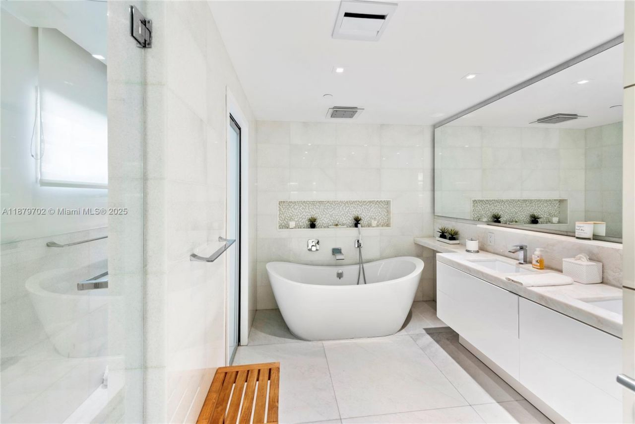 15512 Fisher Island Dr, Unit 15512, Miami Beach, FL 33109 Photo