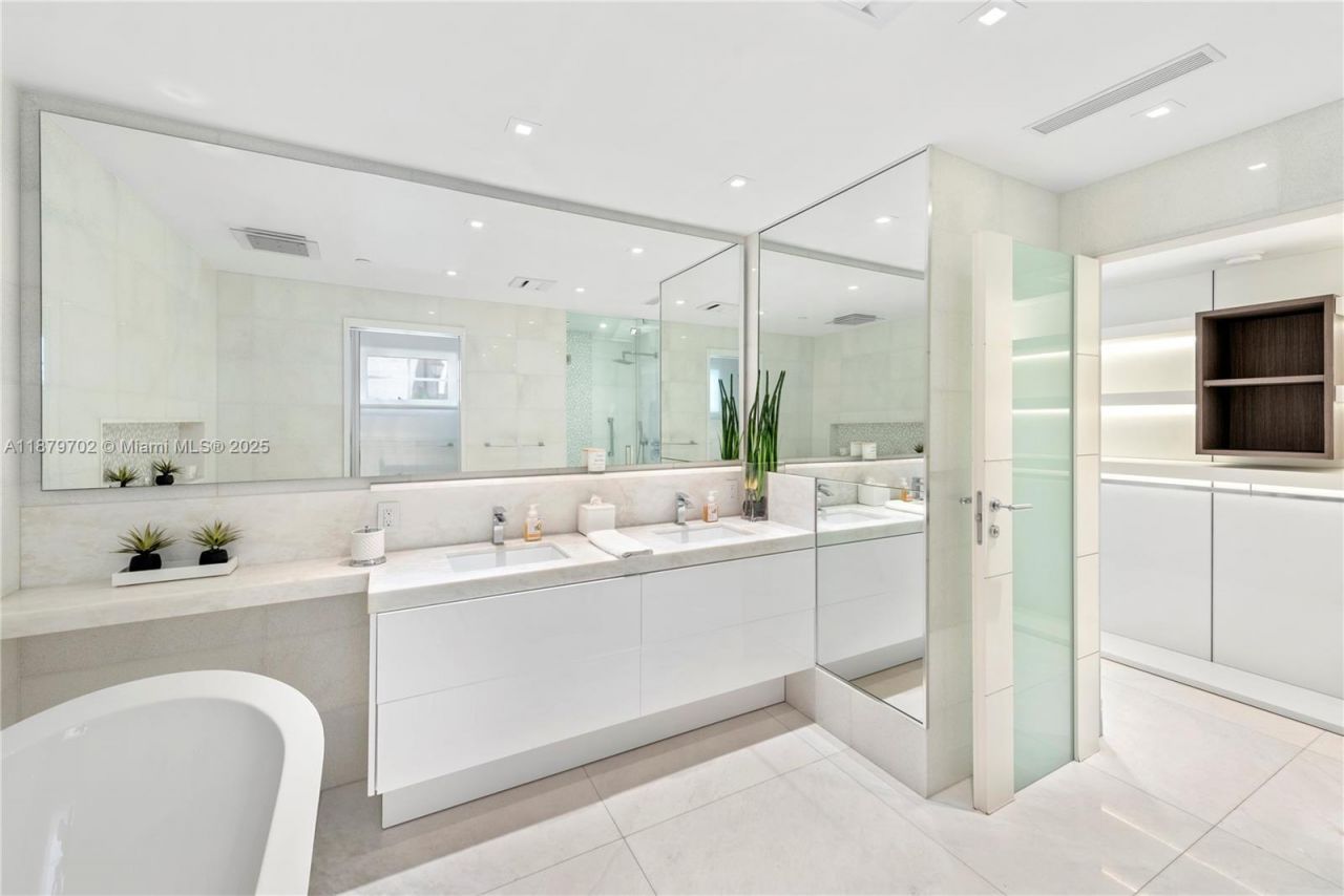 15512 Fisher Island Dr, Unit 15512, Miami Beach, FL 33109 Photo