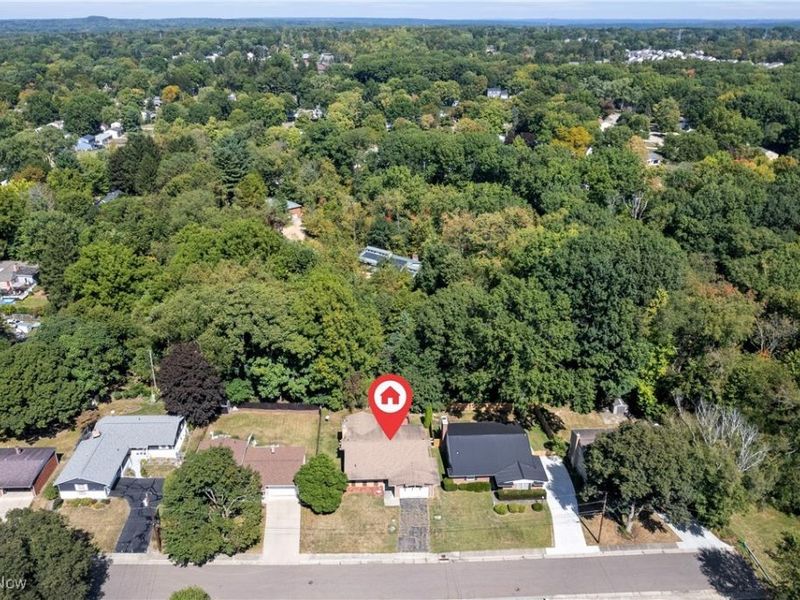 441 Sandhurst Road, Akron, OH 44333 Photo 2