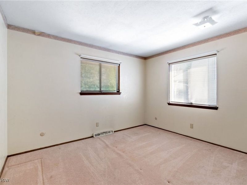 441 Sandhurst Road, Akron, OH 44333 Photo 23