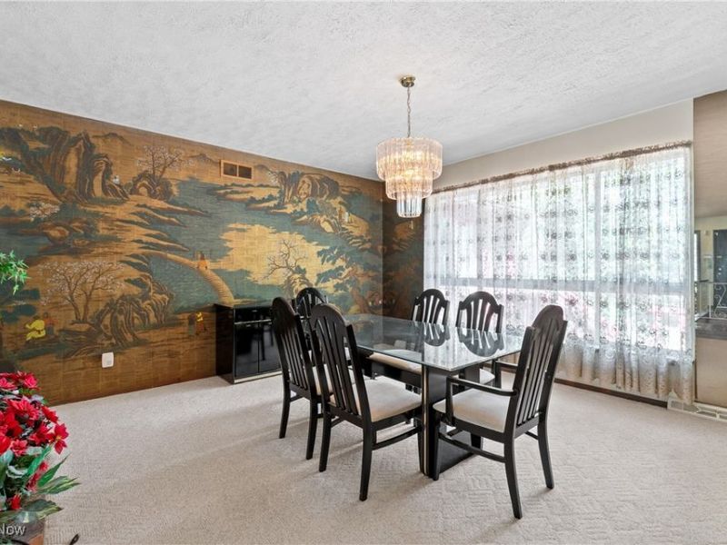 441 Sandhurst Road, Akron, OH 44333 Photo 7