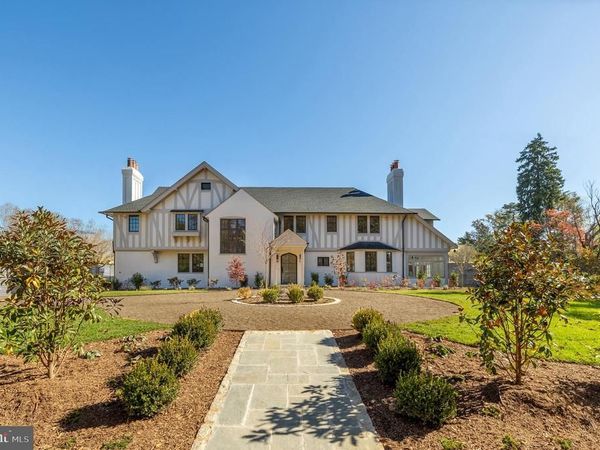 7611 FAIRFAX ROAD, BETHESDA, MD 20814