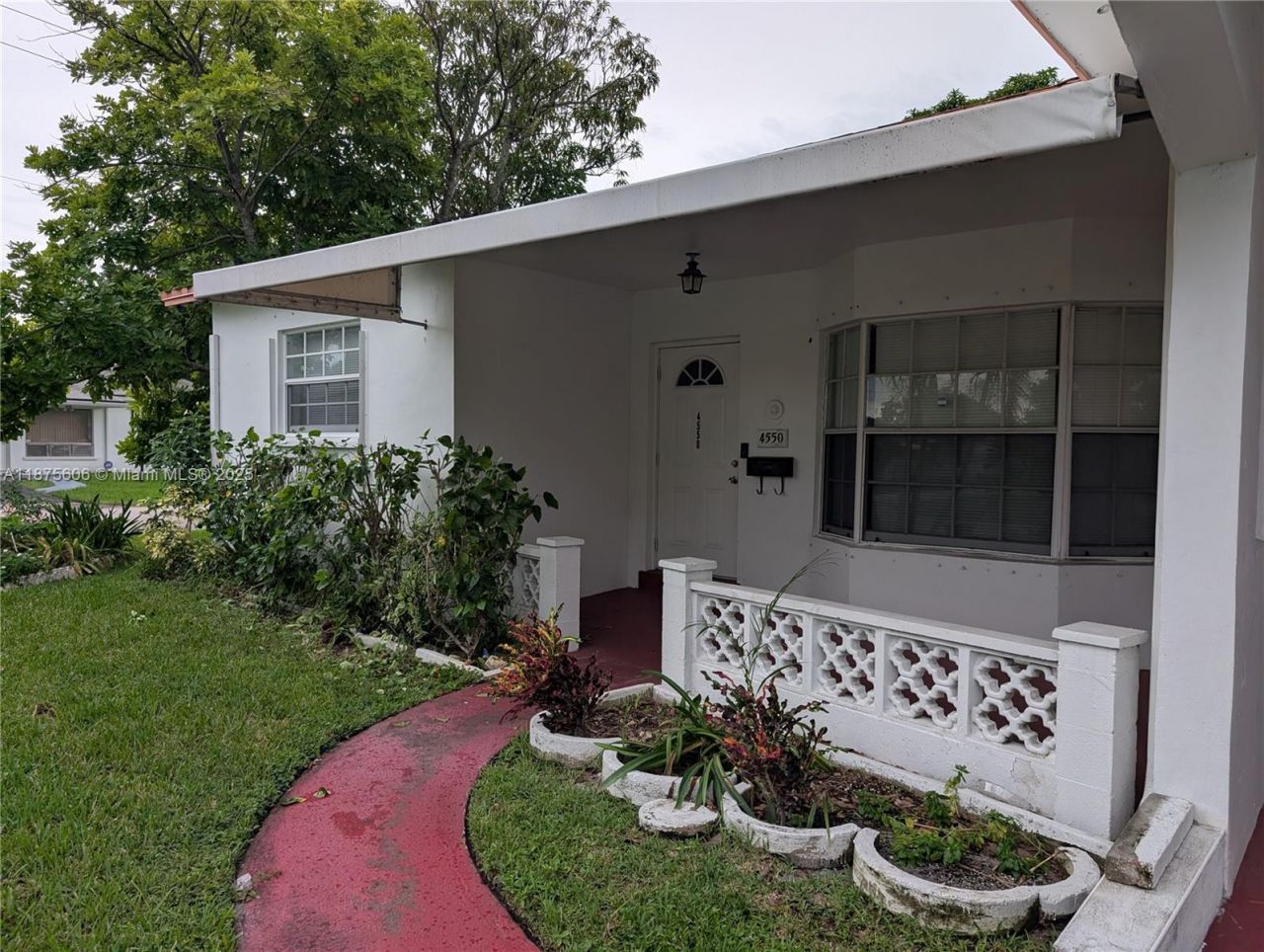 4550 NW 43rd St, Lauderdale Lakes, FL 33319 Photo