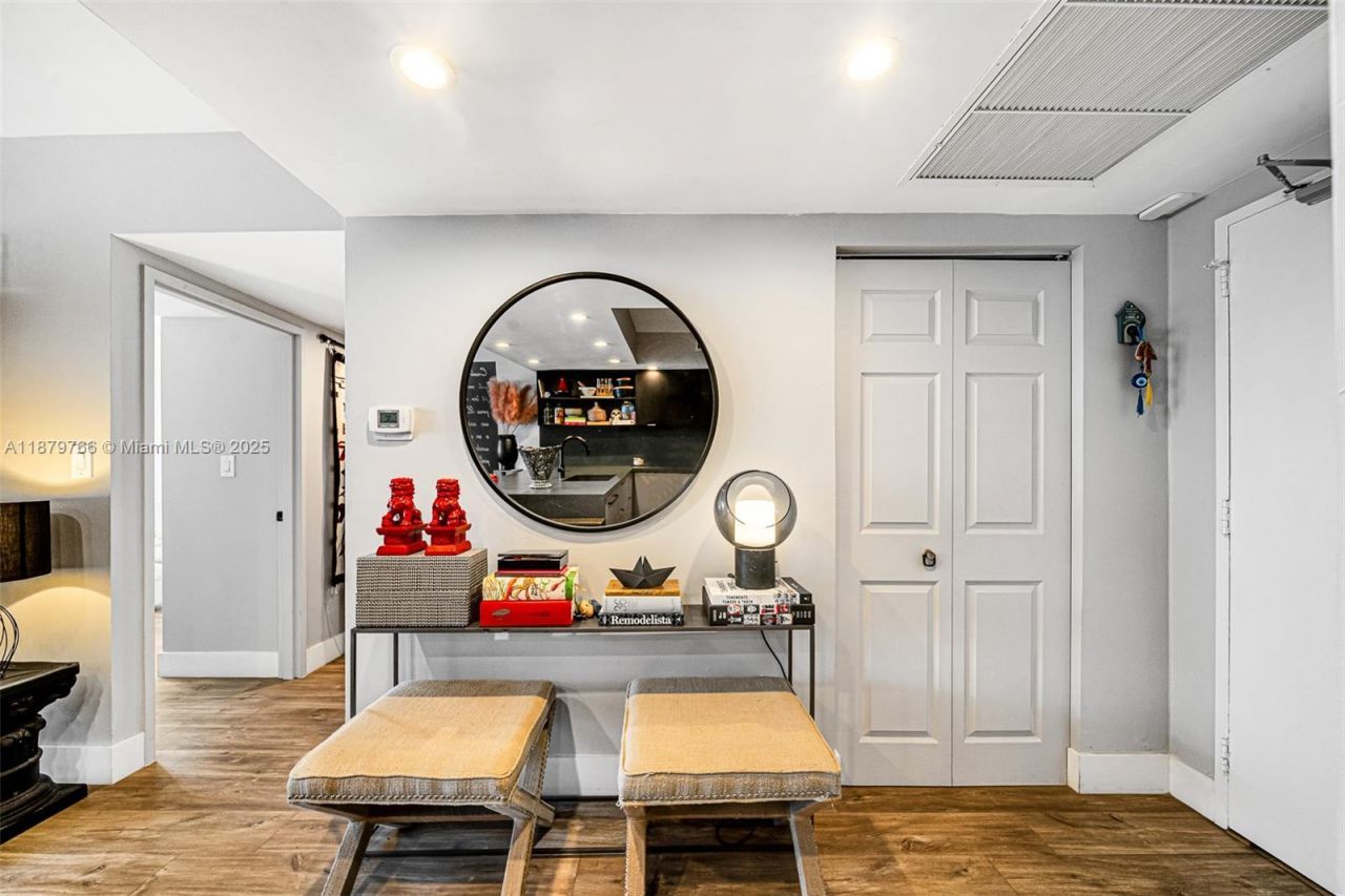 5600 Collins Ave, Unit 12E, Miami Beach, FL 33140 Photo