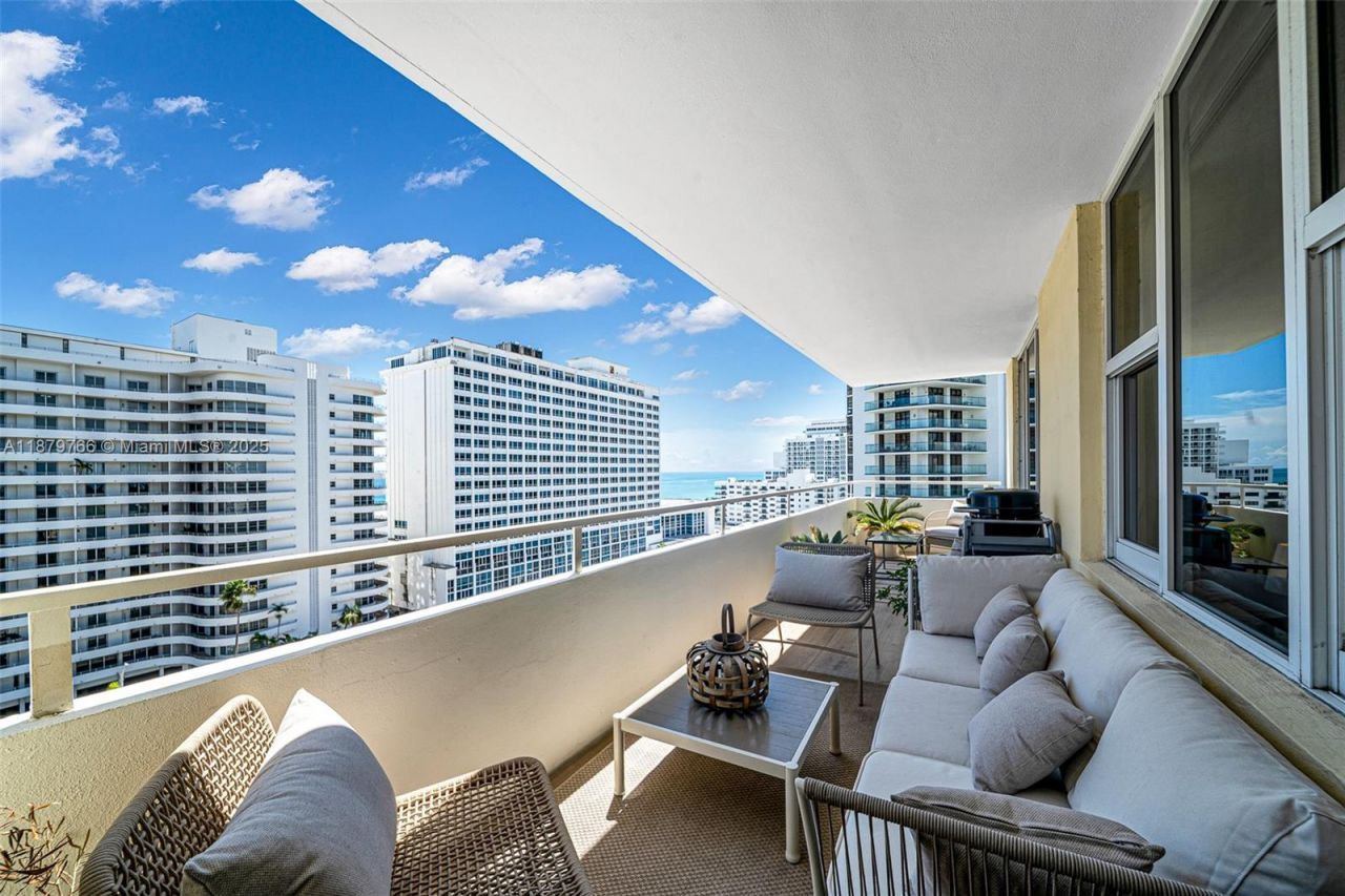 5600 Collins Ave, Unit 12E, Miami Beach, FL 33140 Photo