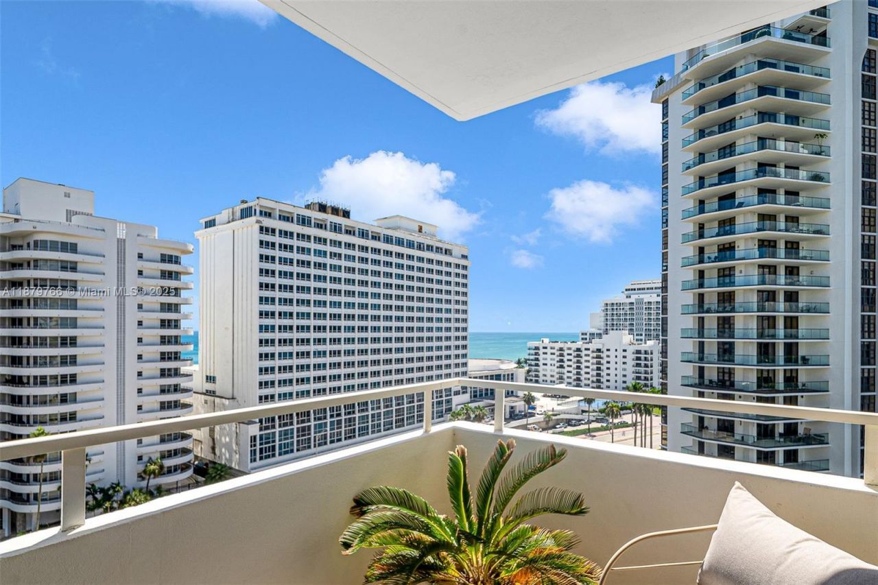 5600 Collins Ave, Unit 12E, Miami Beach, FL 33140 Photo