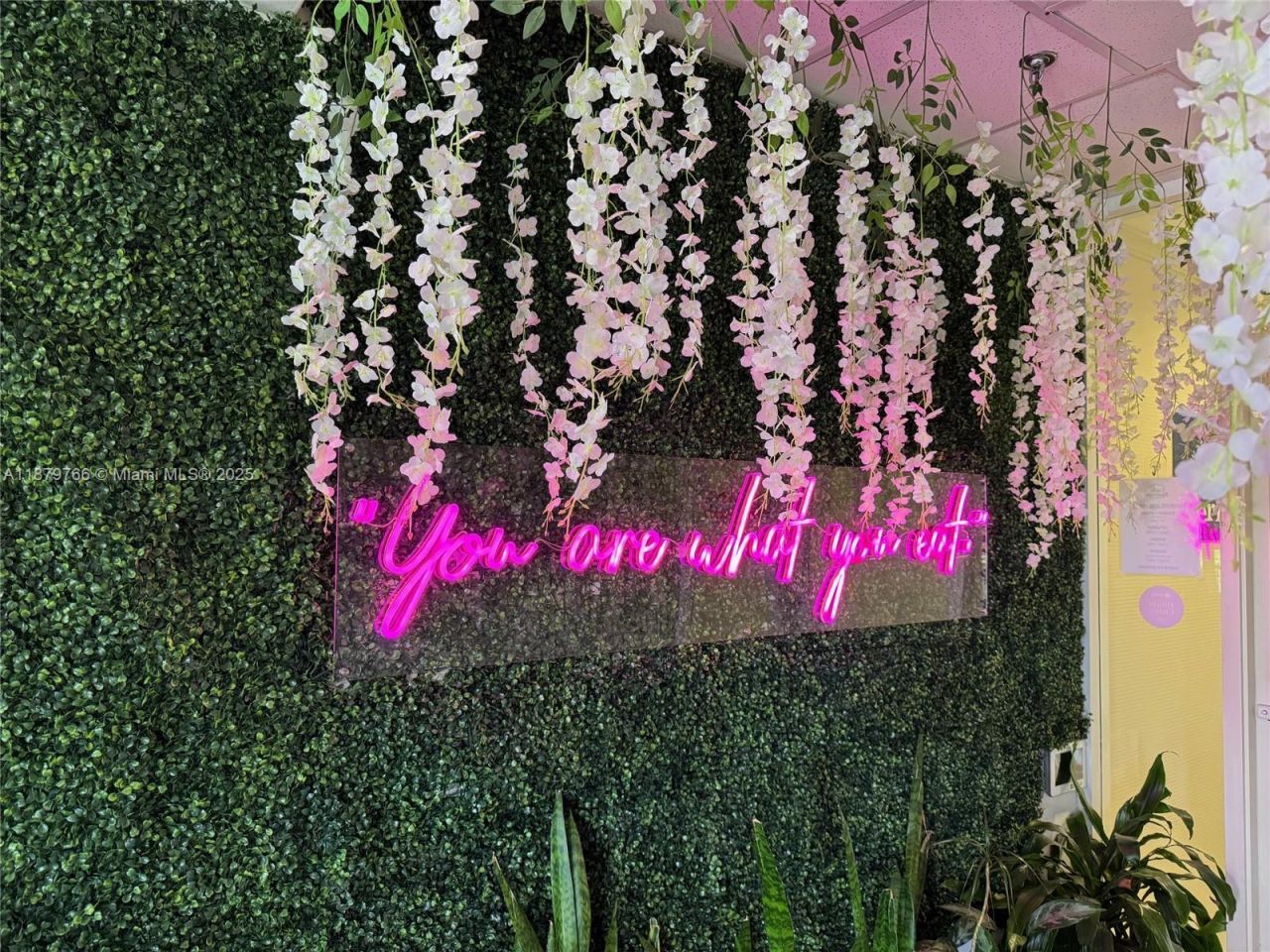 5600 Collins Ave, Unit 12E, Miami Beach, FL 33140 Photo