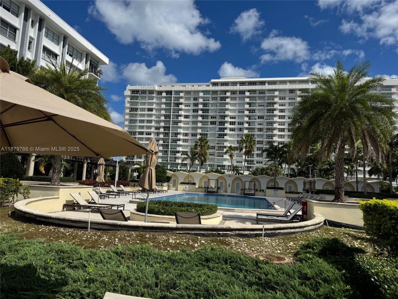 5600 Collins Ave, Unit 12E, Miami Beach, FL 33140 Photo