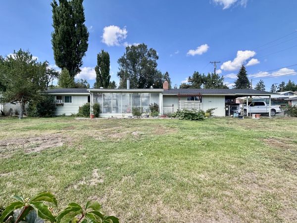 2400 Redwood Drive, Klamath Falls, OR 97601