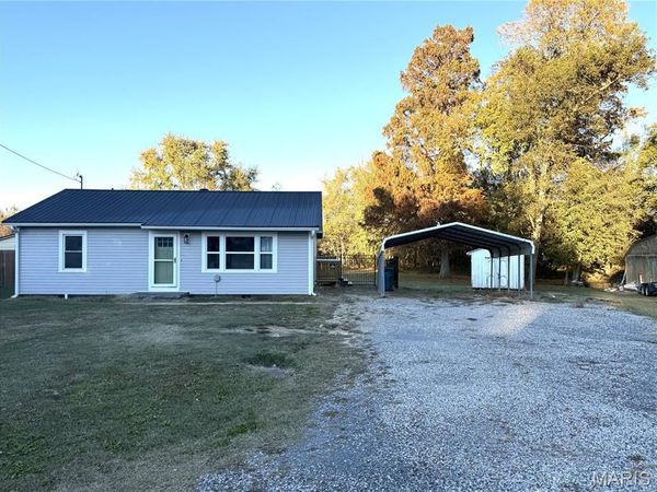 312 Pecan Drive, Holcomb, MO 63852