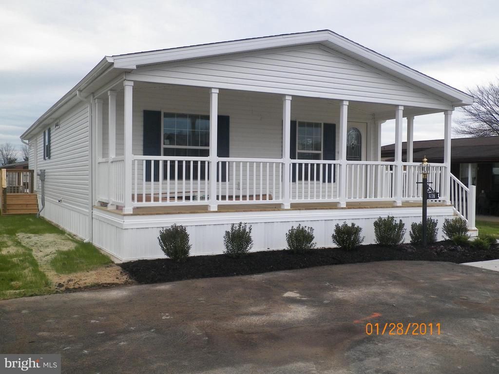 404 Clear Creek Court, North Wales, PA 19454 Main Photo