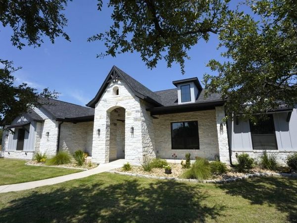 9006 Abby Lee LN, Salado, TX 76571