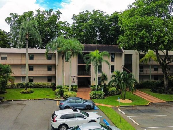 8150 W Mcnab Rd, Unit 312, Tamarac, FL 33321