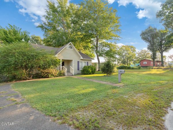 91 E 2nd Street, Parsons, TN 38363