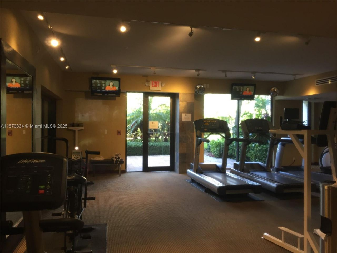 3300 NE 191st St, Unit LP10, Aventura, FL 33180 Photo