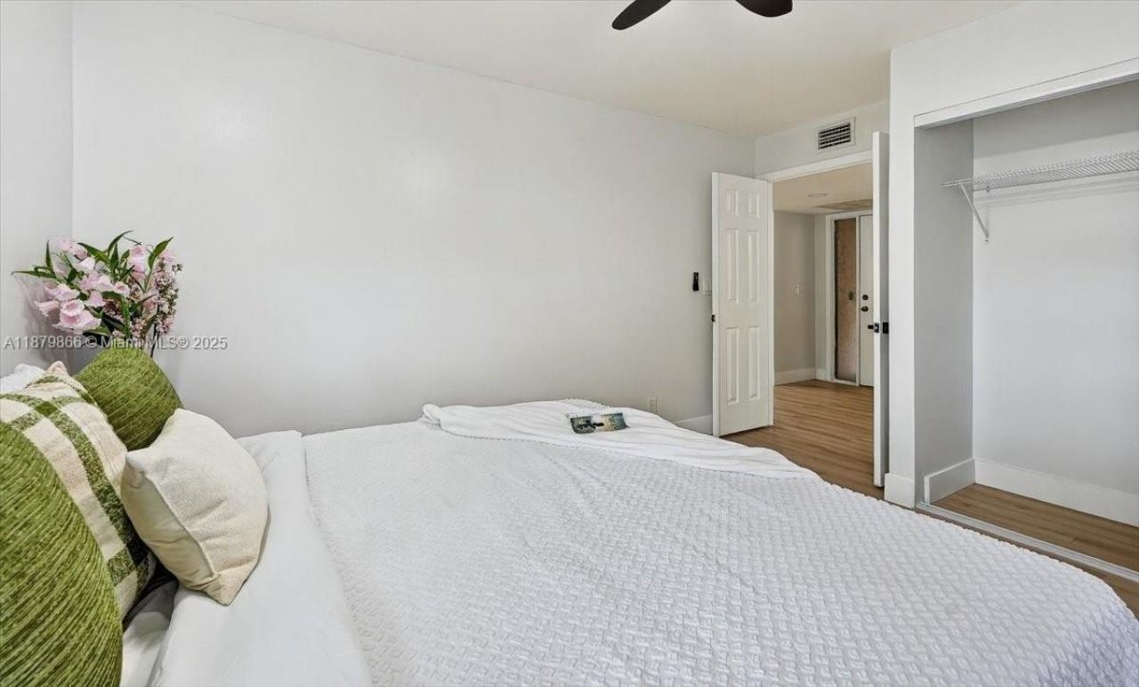 2652 N Carambola Cir, Unit 1738, Coconut Creek, FL 33066 Photo