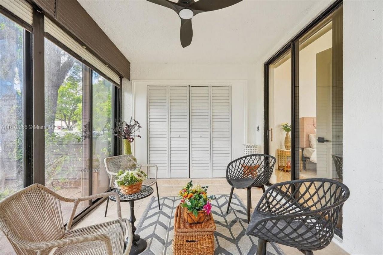 2652 N Carambola Cir, Unit 1738, Coconut Creek, FL 33066 Photo