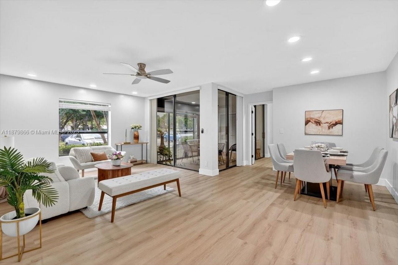 2652 N Carambola Cir, Unit 1738, Coconut Creek, FL 33066 Photo