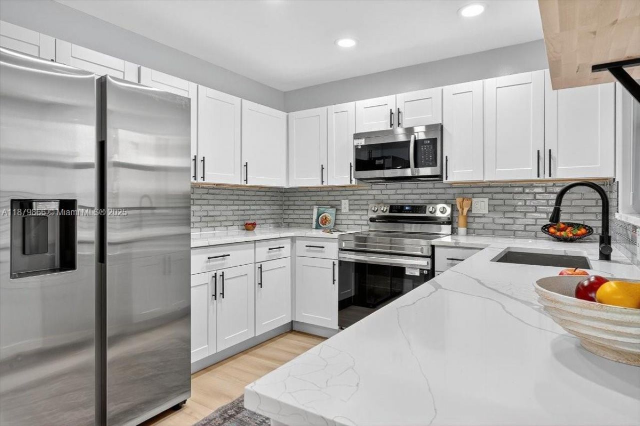 2652 N Carambola Cir, Unit 1738, Coconut Creek, FL 33066 Photo