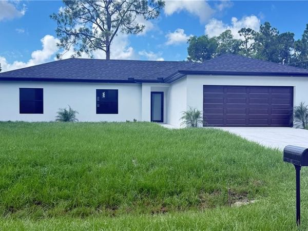 817 Coffield AVE, LEHIGH ACRES, FL 33974