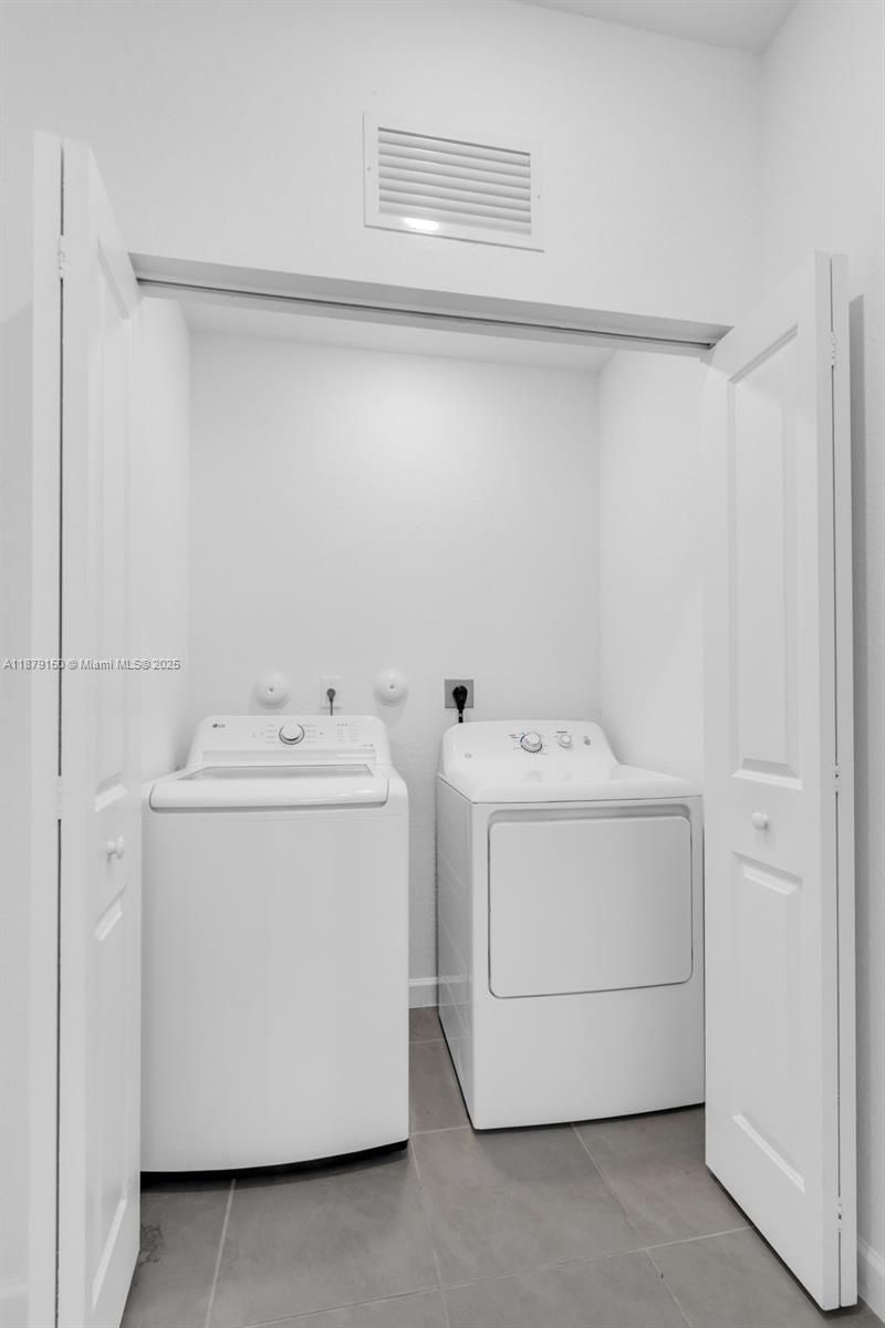 2357 NW 122nd Ter, Miami, FL 33167 Photo