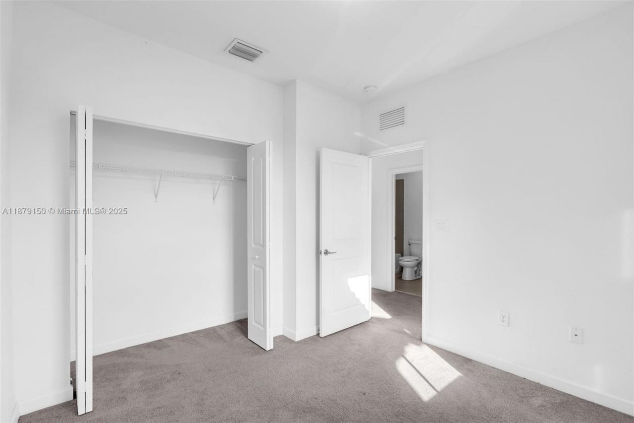 2357 NW 122nd Ter, Miami, FL 33167 Photo