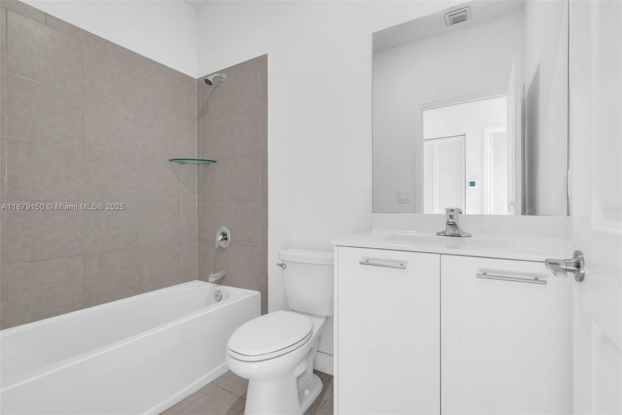 2357 NW 122nd Ter, Miami, FL 33167 Photo