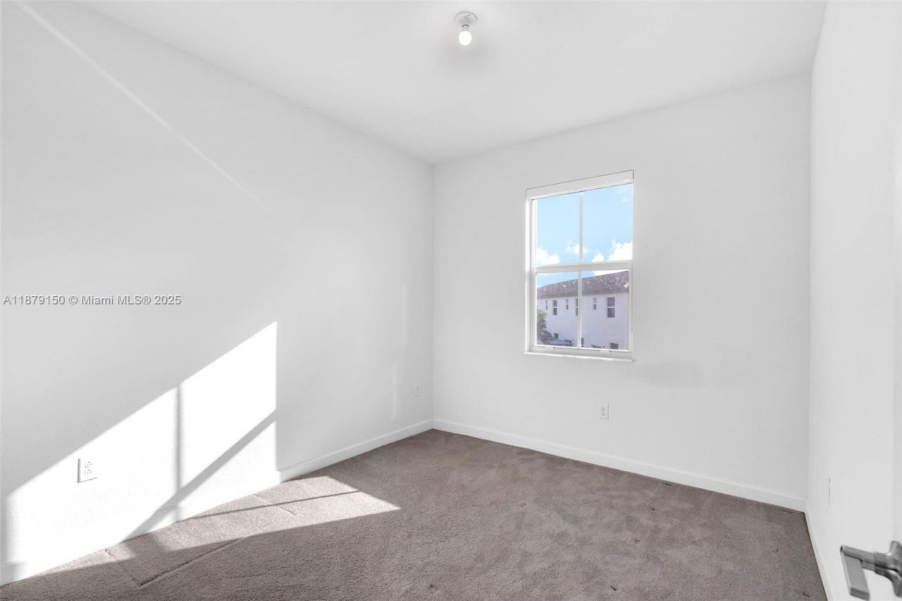 2357 NW 122nd Ter, Miami, FL 33167 Photo