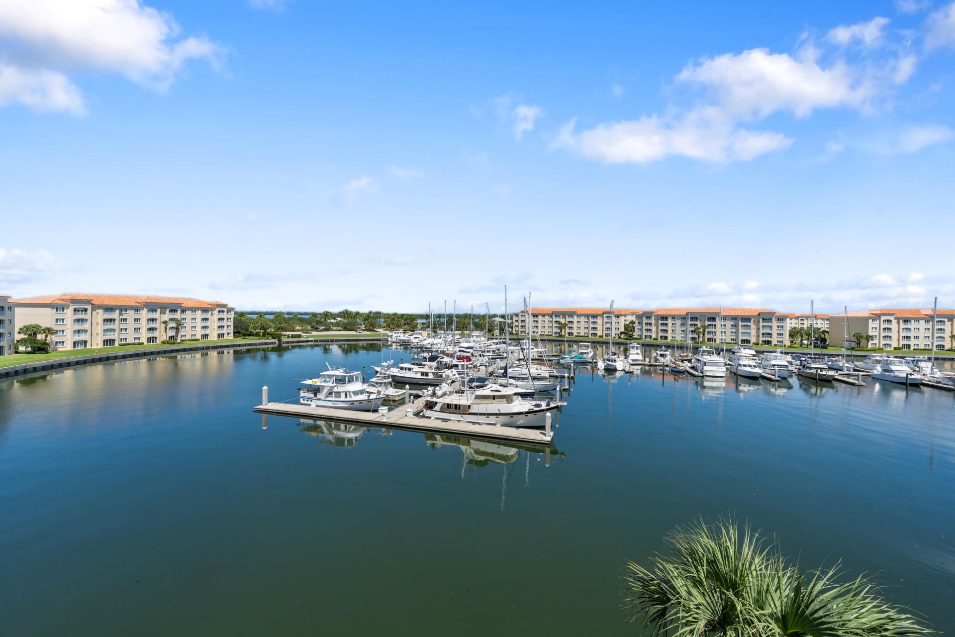 14 W Harbour Isle Drive, Unit Ph 03, Fort Pierce, FL 34949 Photo