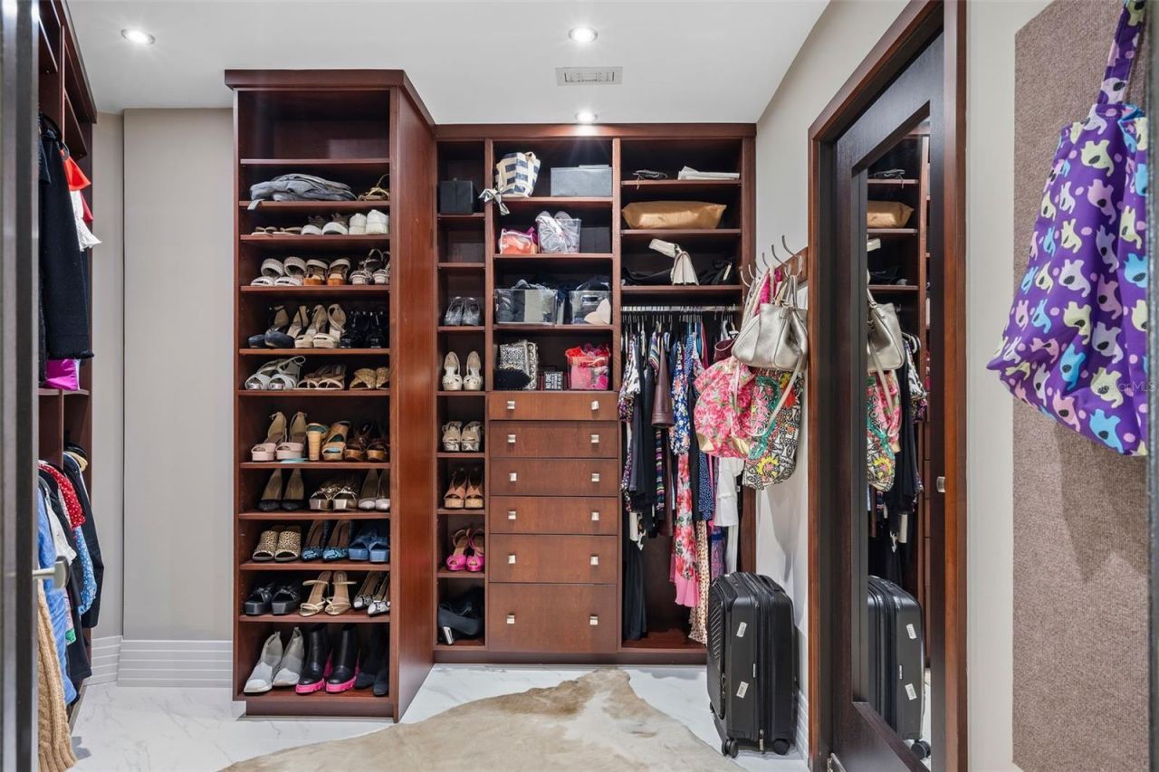 175 1st Street S, Unit 3203, Saint Petersburg, FL 33701 Photo