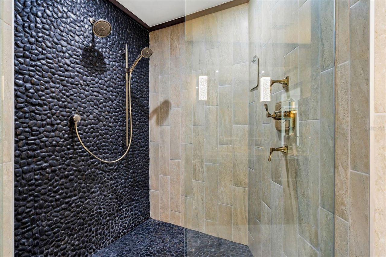 175 1st Street S, Unit 3203, Saint Petersburg, FL 33701 Photo