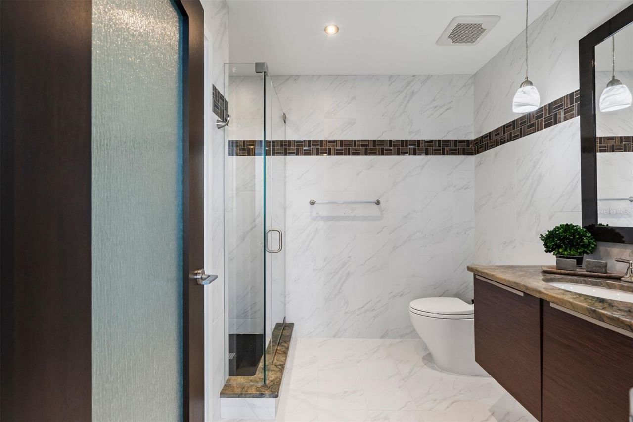 175 1st Street S, Unit 3203, Saint Petersburg, FL 33701 Photo