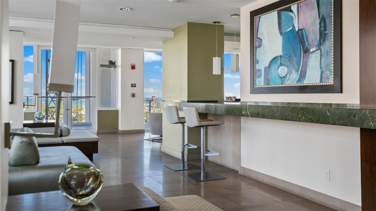 175 1st Street S, Unit 3203, Saint Petersburg, FL 33701 Photo