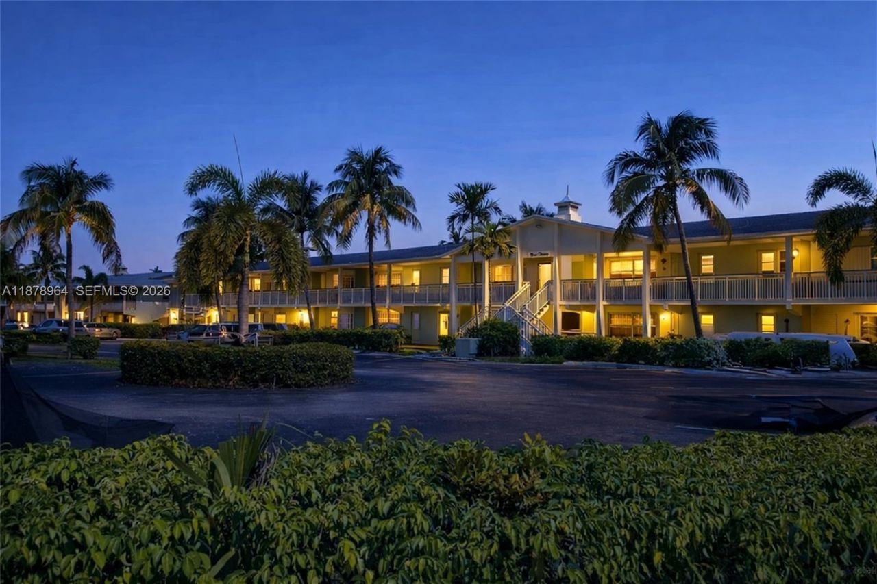 930 SE 9th Ave, Unit 8, Pompano Beach, FL 33060 Photo