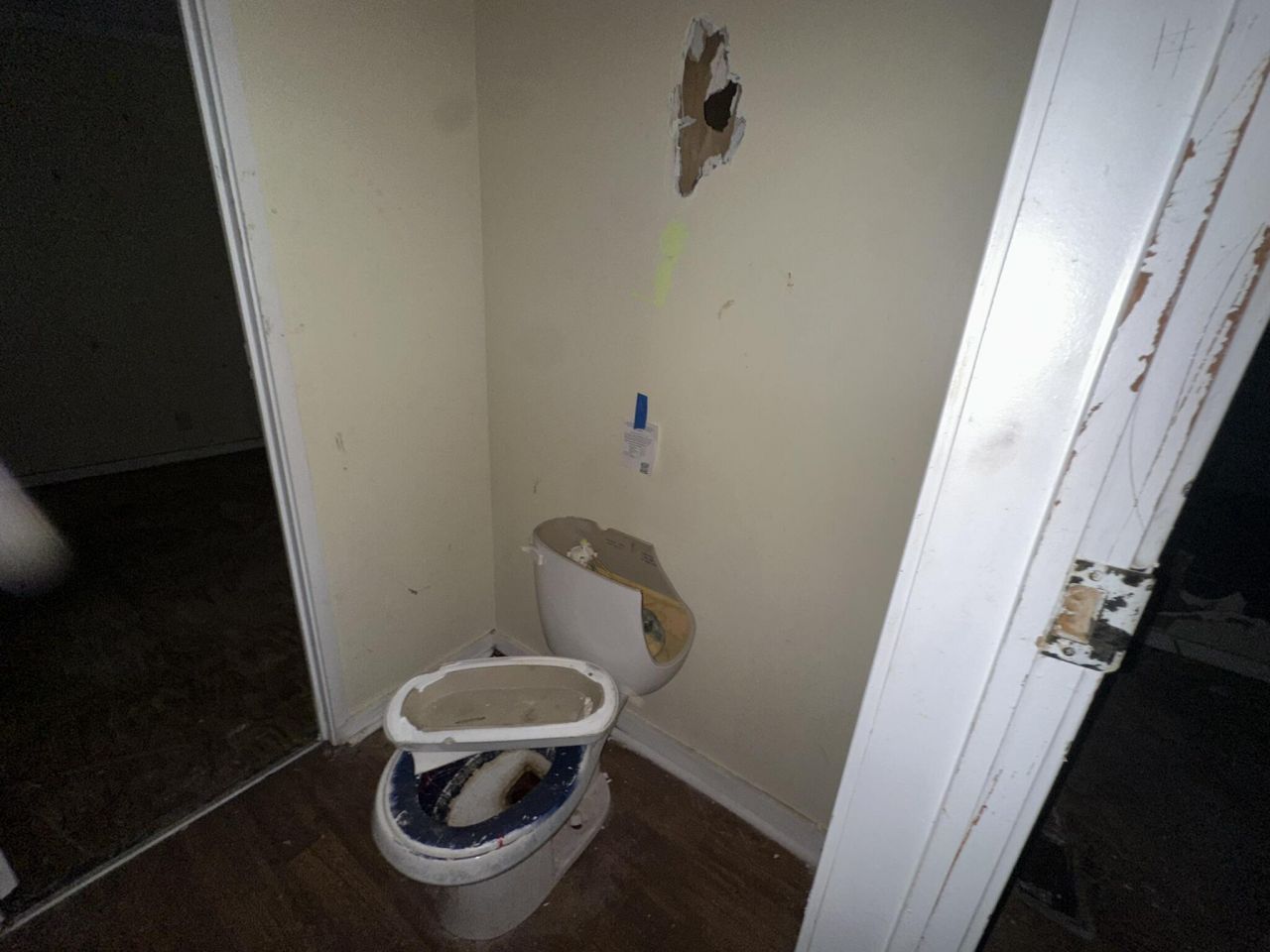 909 Fauling Road Photo 17