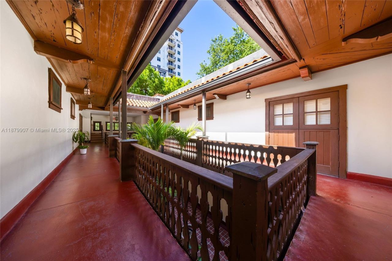 315 Navarre Ave, Coral Gables, FL 33134 Photo