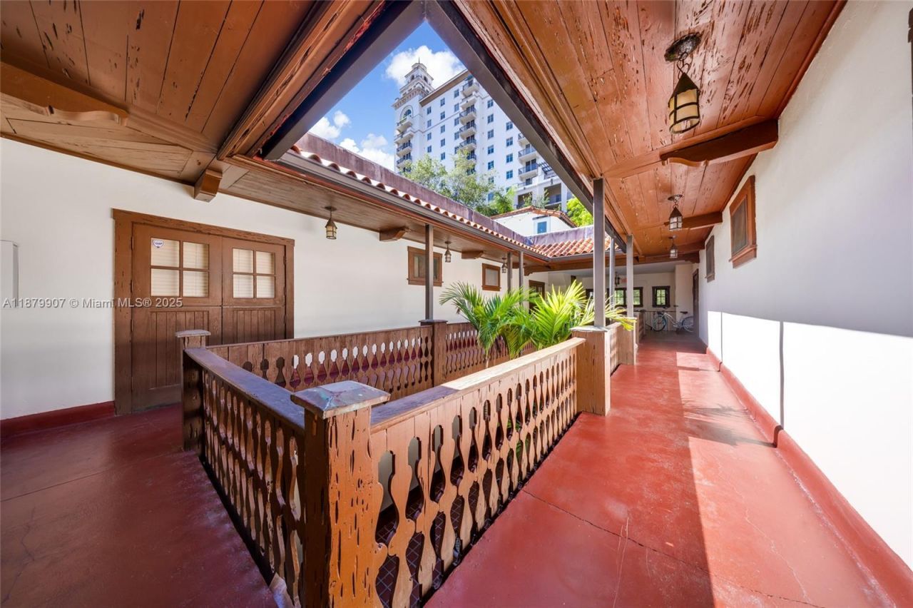 315 Navarre Ave, Coral Gables, FL 33134 Photo