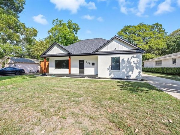 528 Schieme Street, River Oaks, TX 76114
