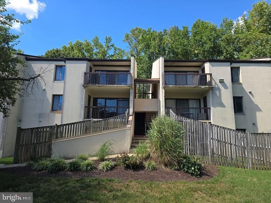 10102 Campus Way S, Unit 201-4B, Upper Marlboro, MD 20774 Main Photo